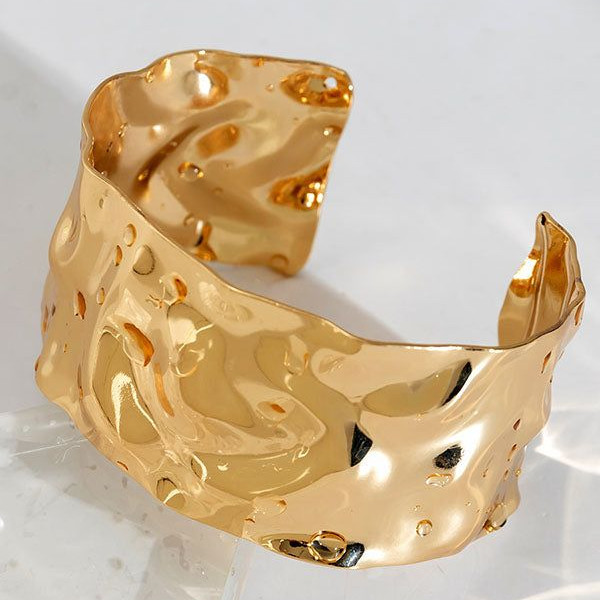 Wave cuff - Secondary View