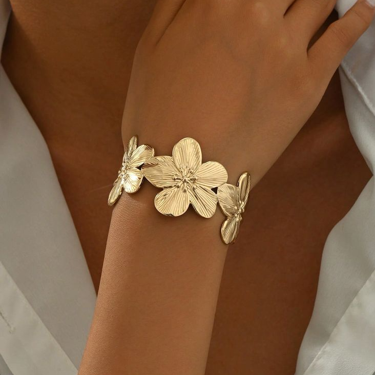 Flora Cuff